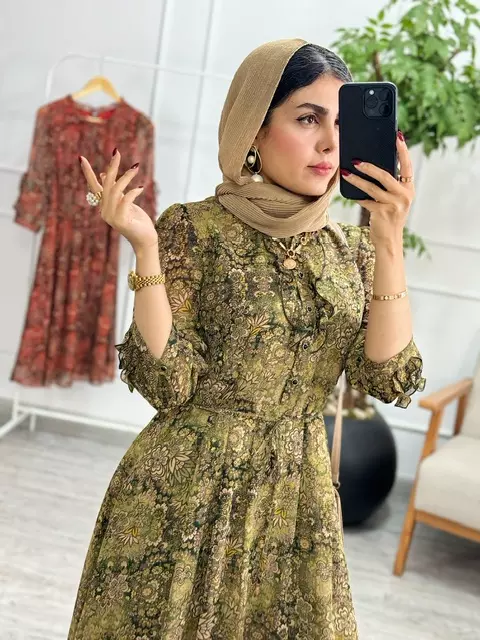 پیراهن حریر خاتون