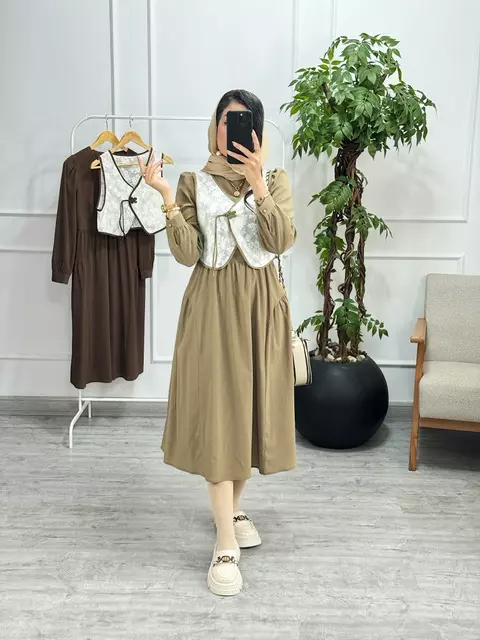 پیراهن و ژیله لورا