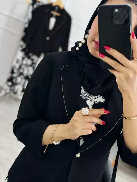 کت و سارافون المیرا