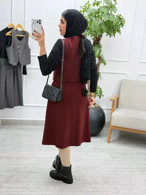 پیراهن و ژیله دلا
