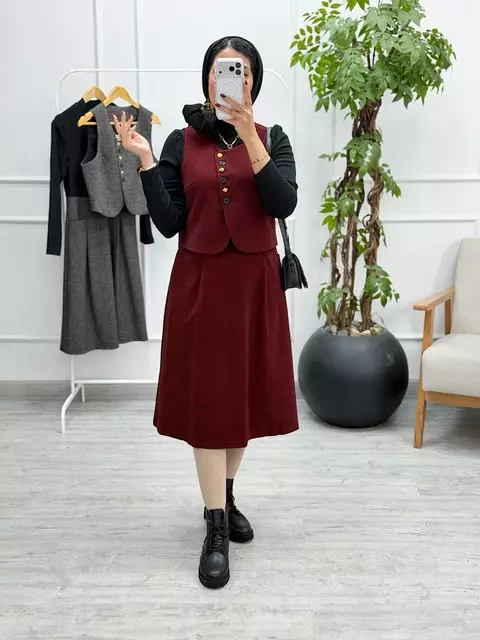 پیراهن و ژیله دلا