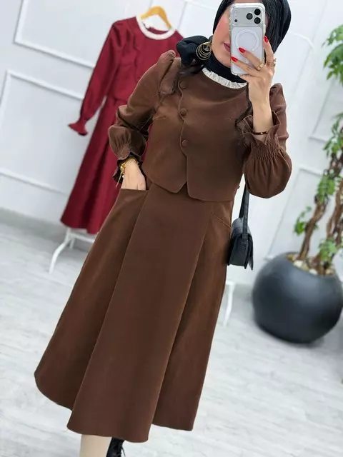 پیراهن مانلی