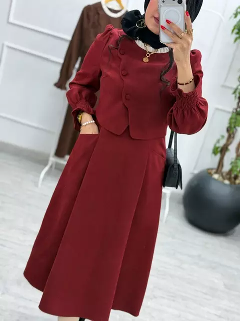 پیراهن مانلی