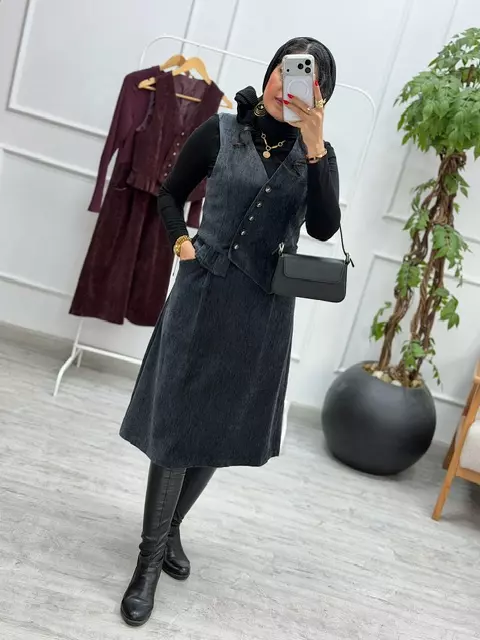 پیراهن و ژیله نیلی