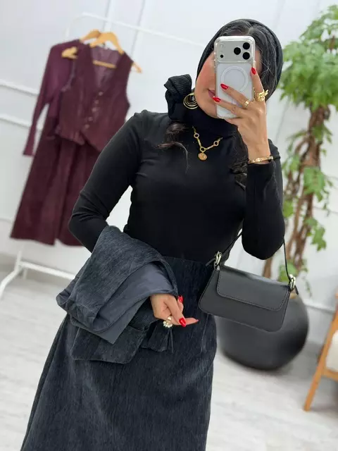 پیراهن و ژیله نیلی