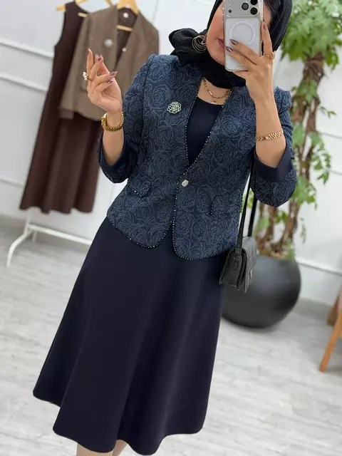 پیراهن و کت سانی