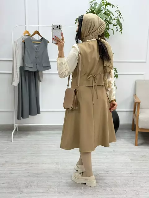 پیراهن و ژیله تارا