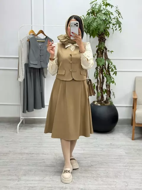 پیراهن و ژیله تارا