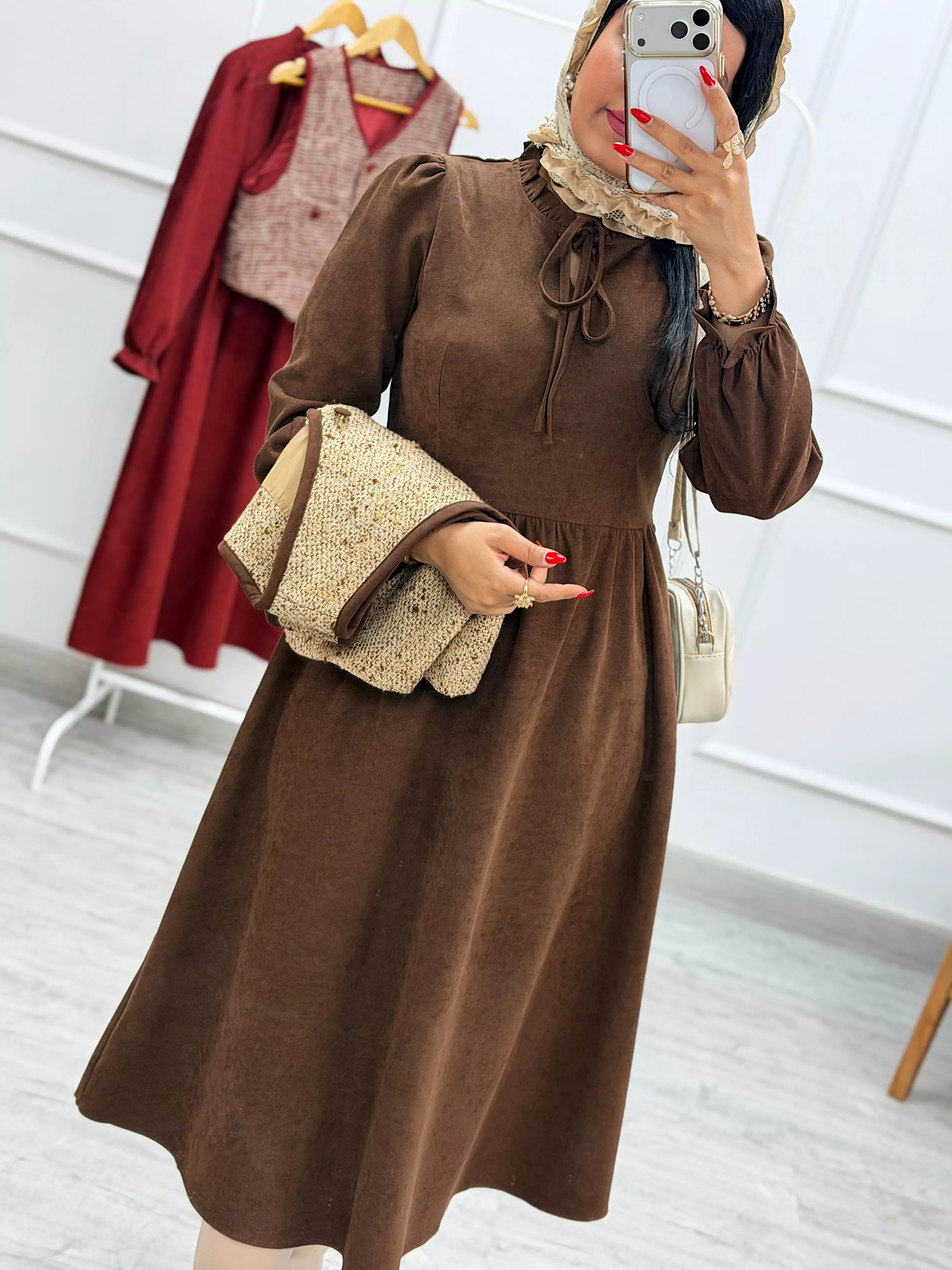 پیراهن و وست آبان