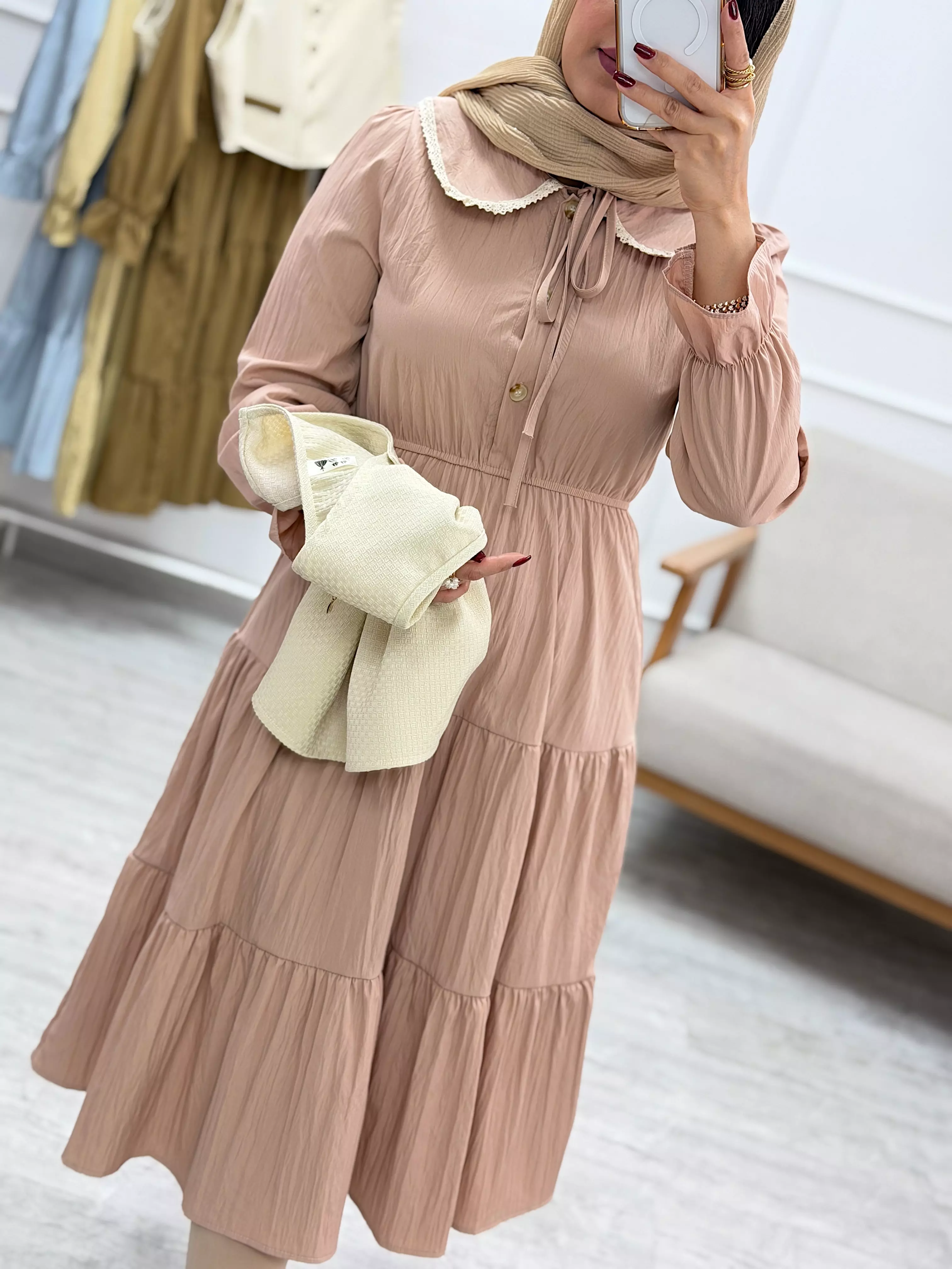پیراهن و ژیله آلا