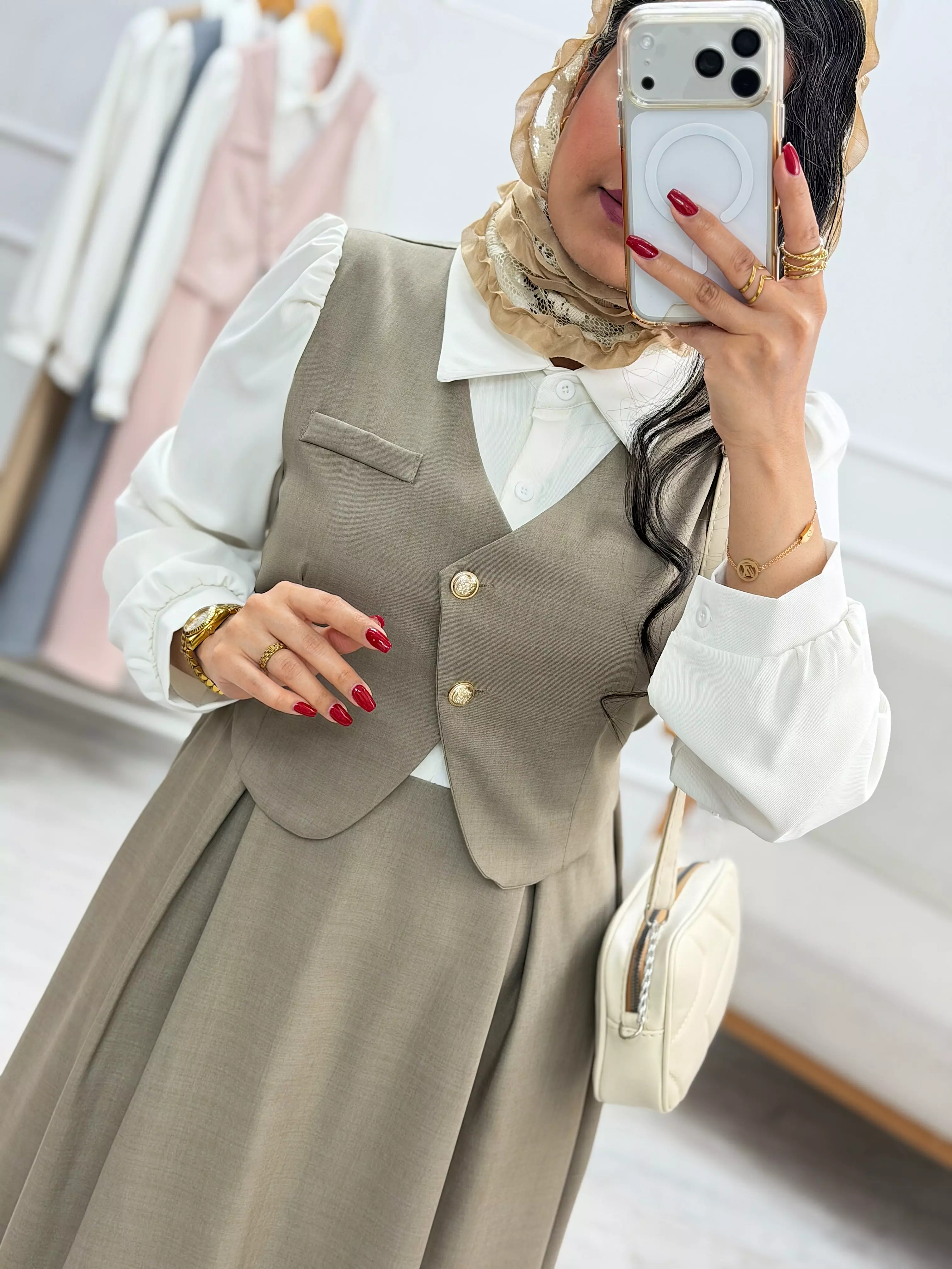 پیراهن عروسک