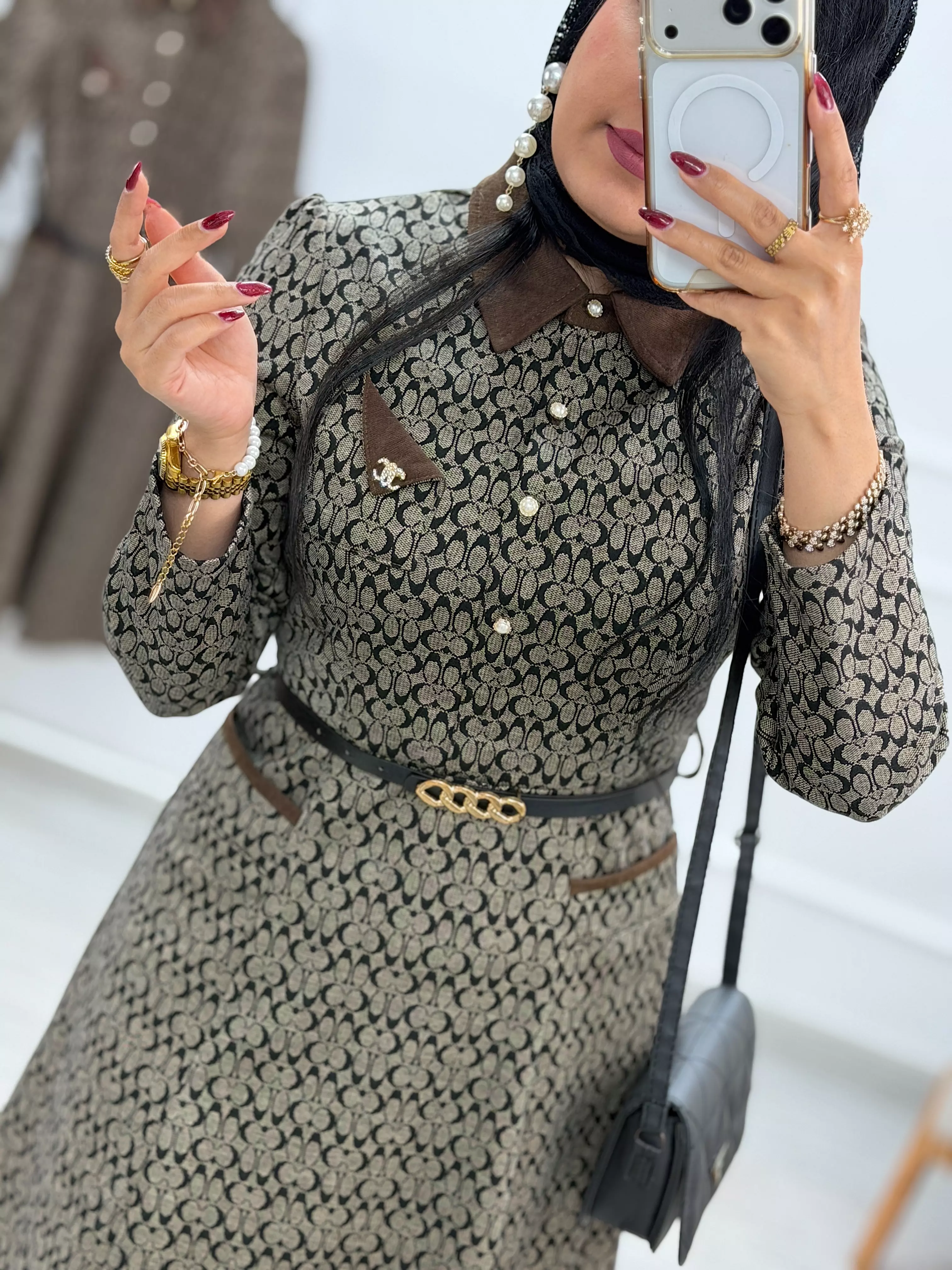 پیراهن پاییزه آوین