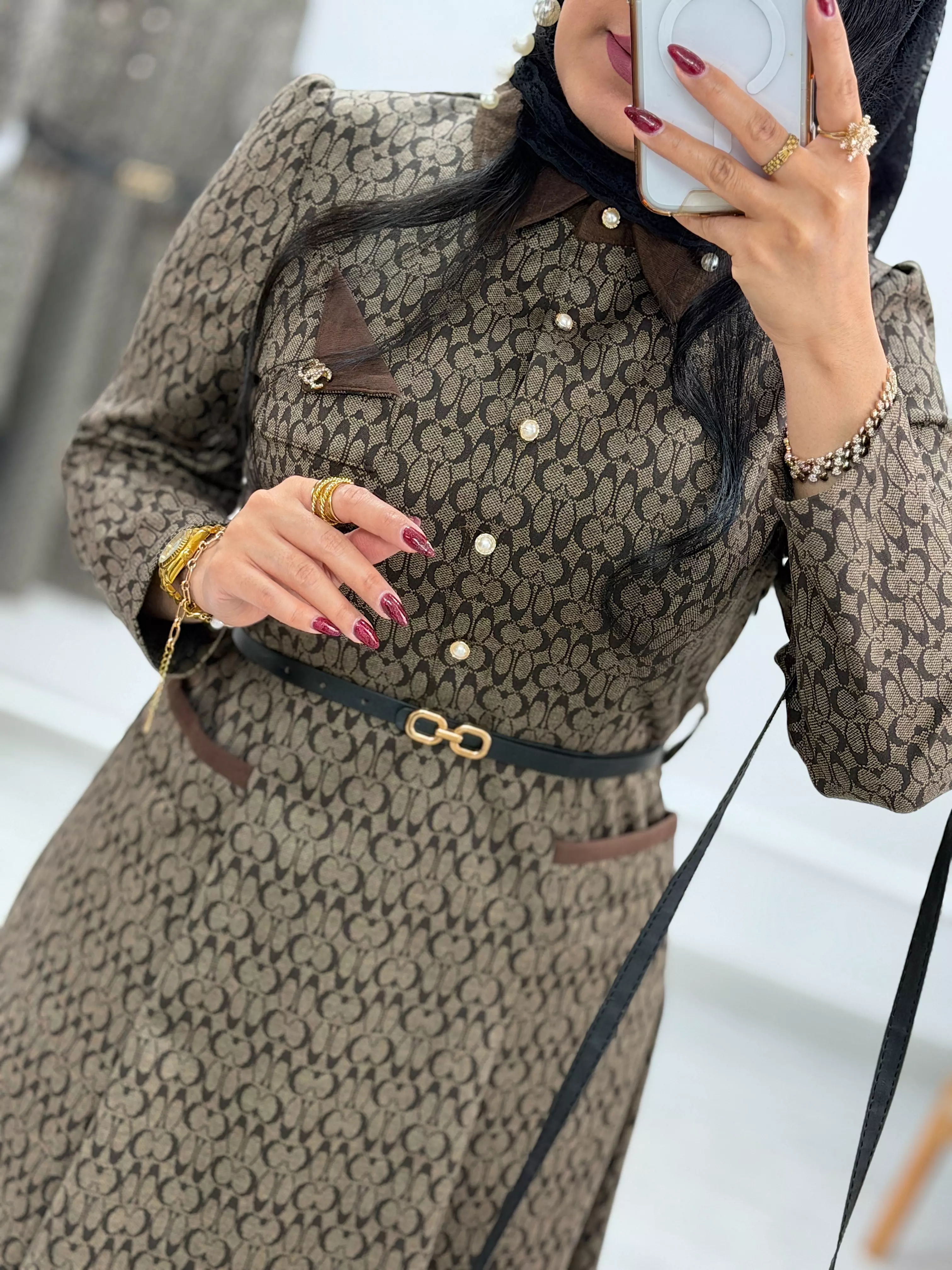پیراهن پاییزه آوین