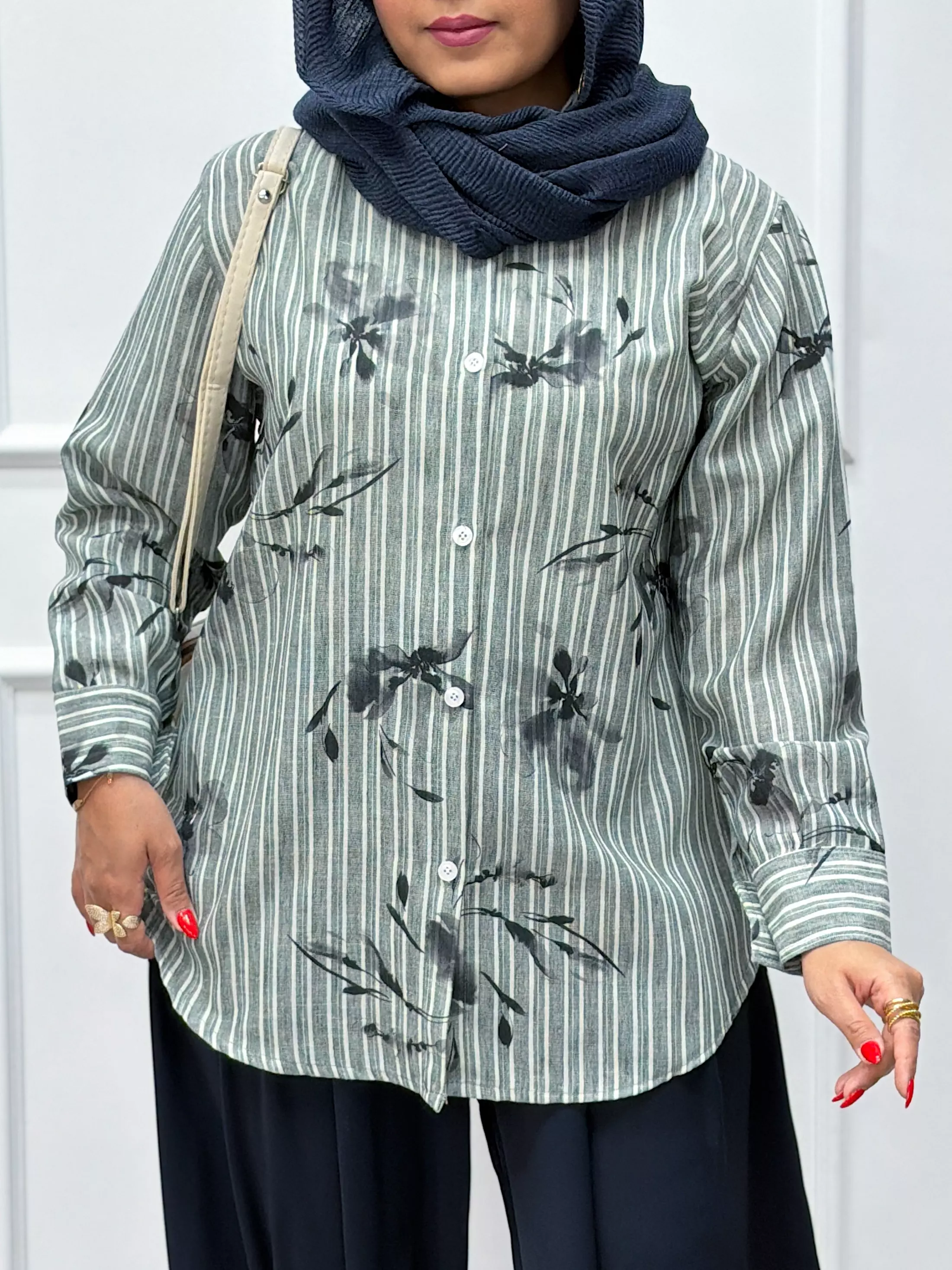شومیز گلاره