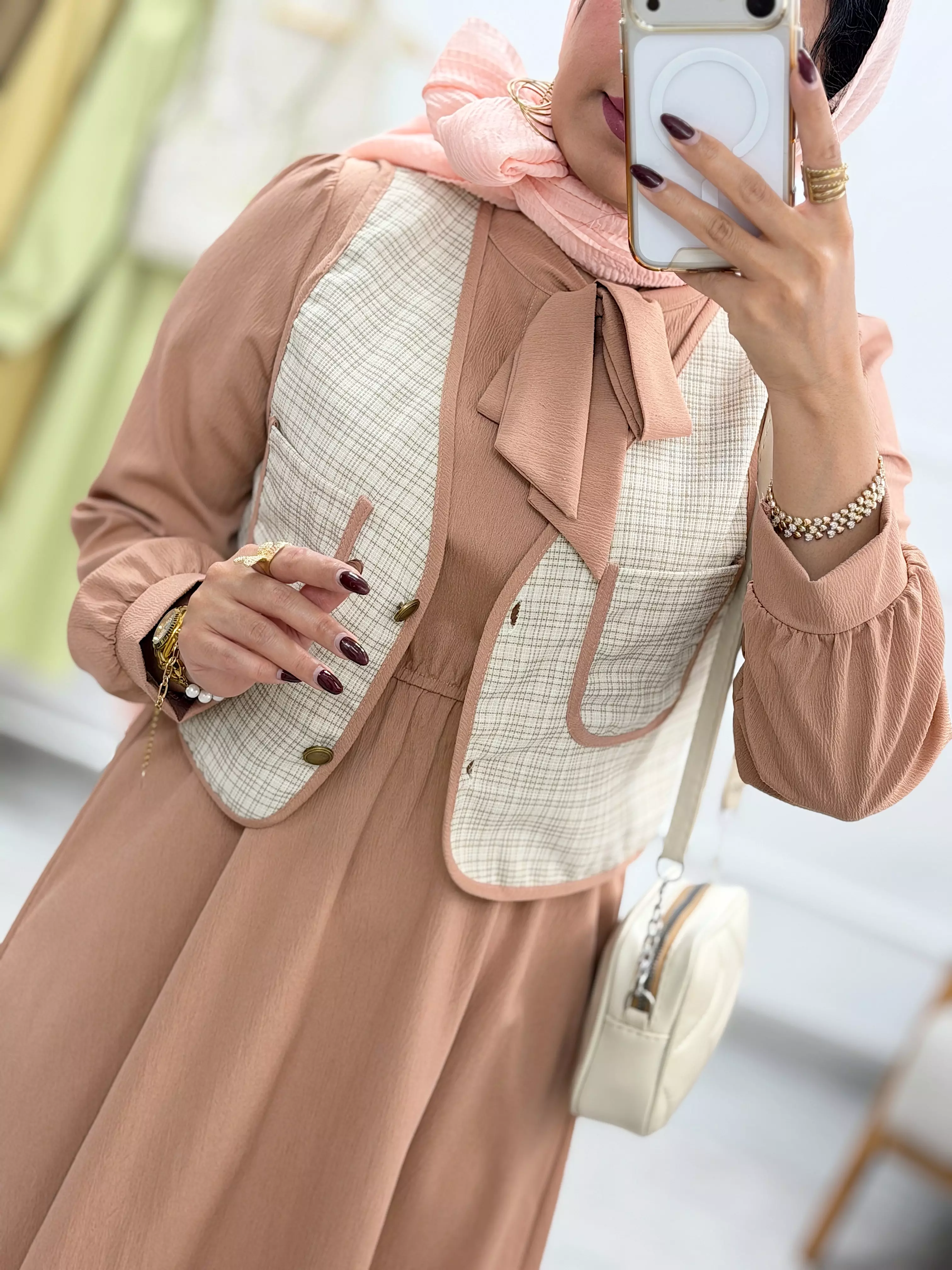 پیراهن و ژیله ژیلان
