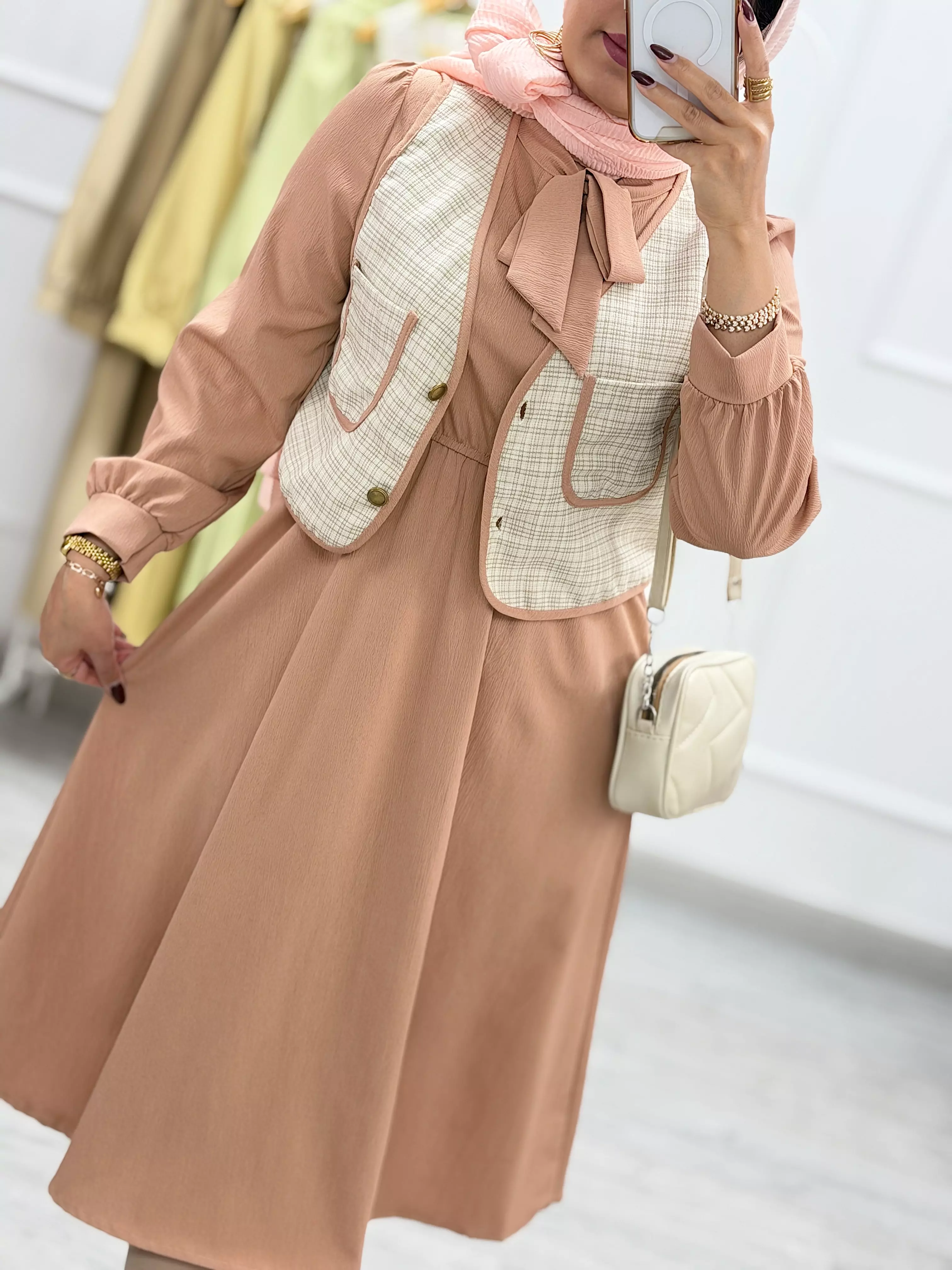 پیراهن و ژیله ژیلان