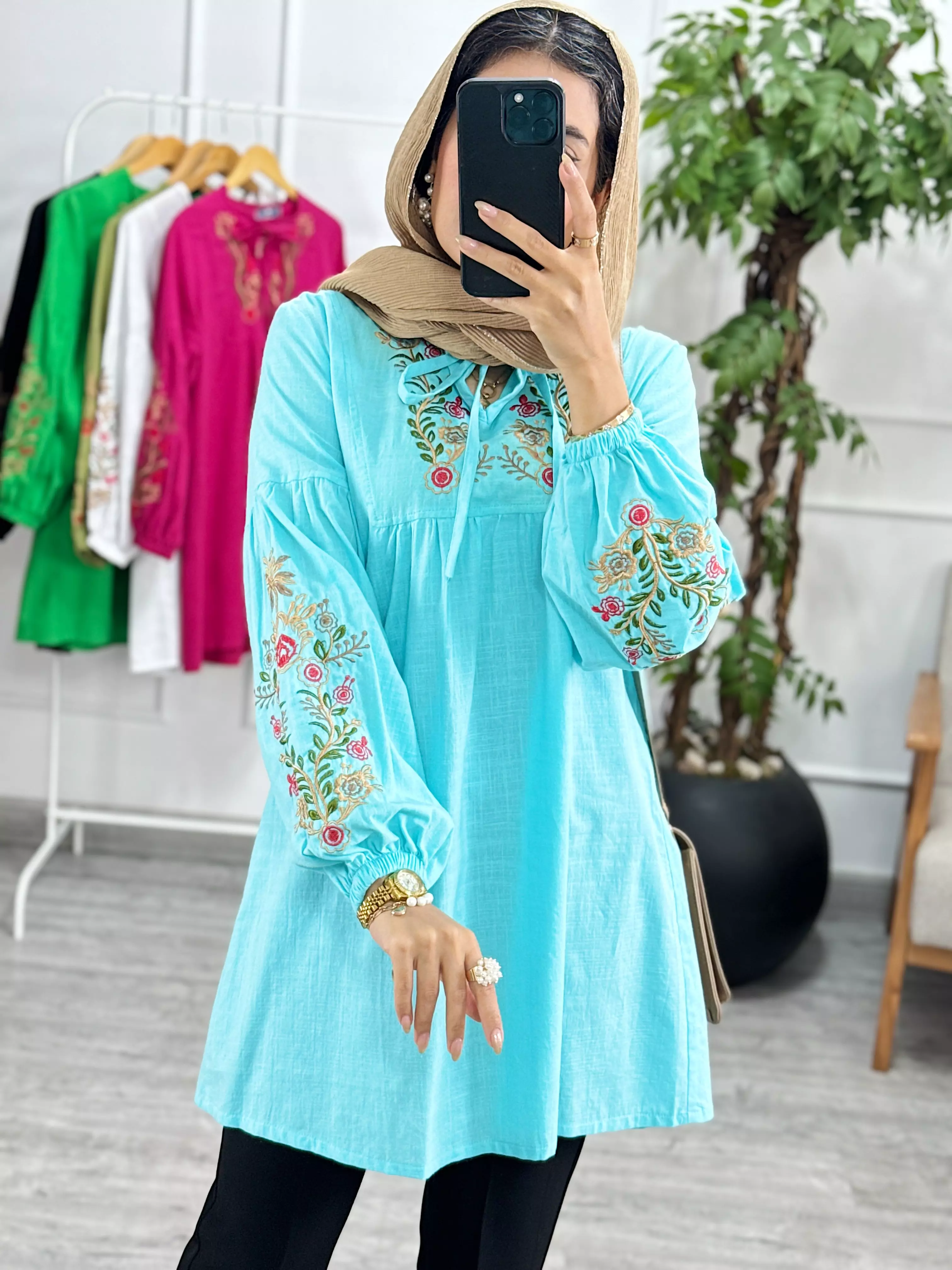 تونیک گلدوزی نهال(ایراددار)