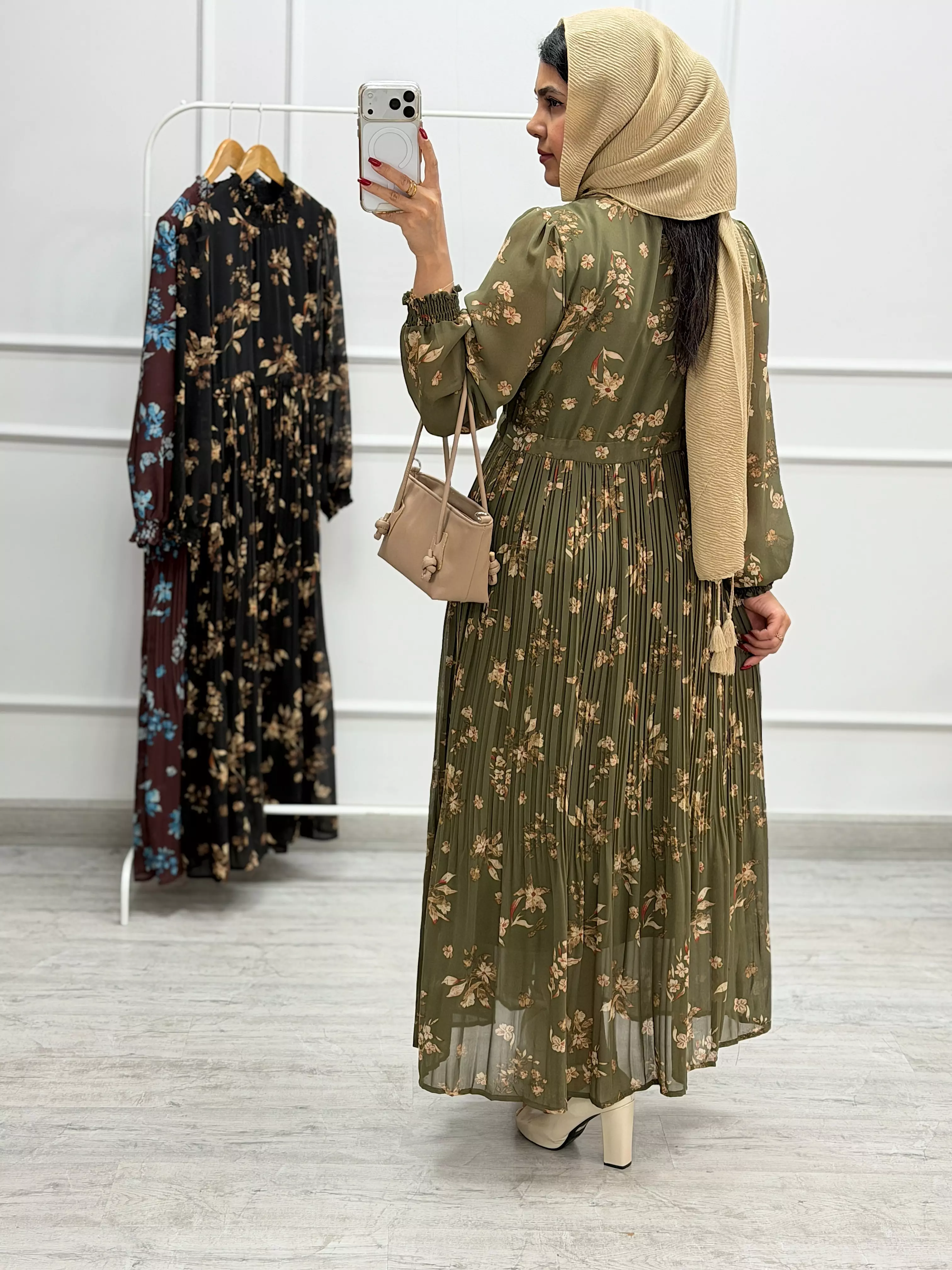 پیراهن حریر یاس
