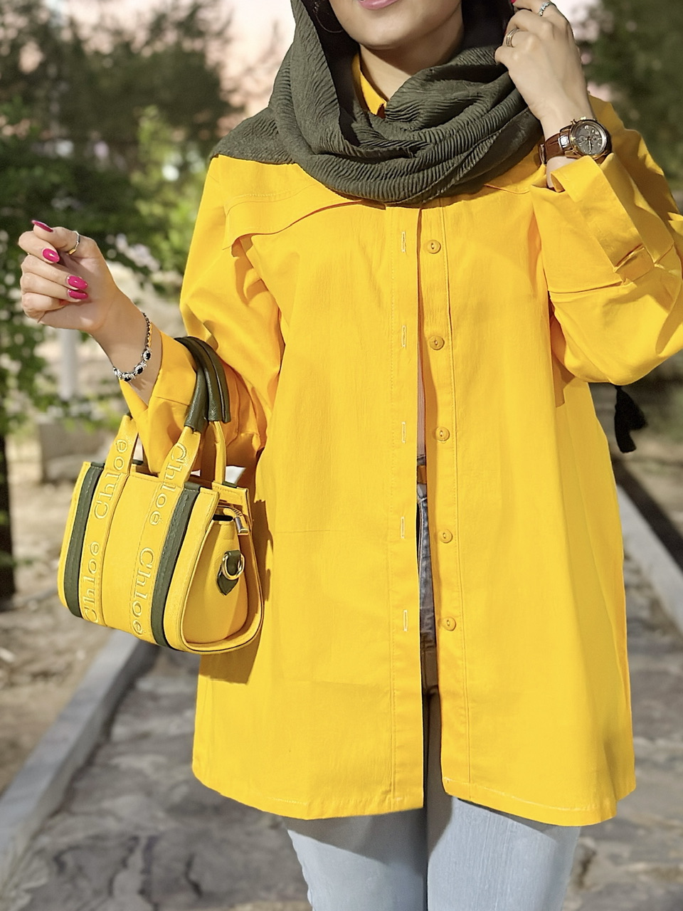 مانتو راهیل