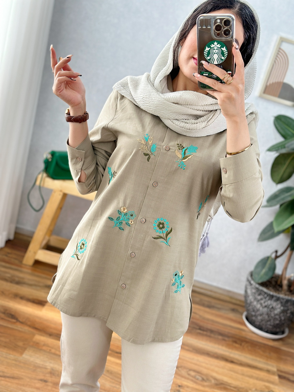 مانتو گلنار