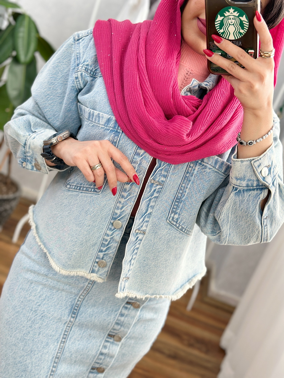 کراپ کت جین مانلیا