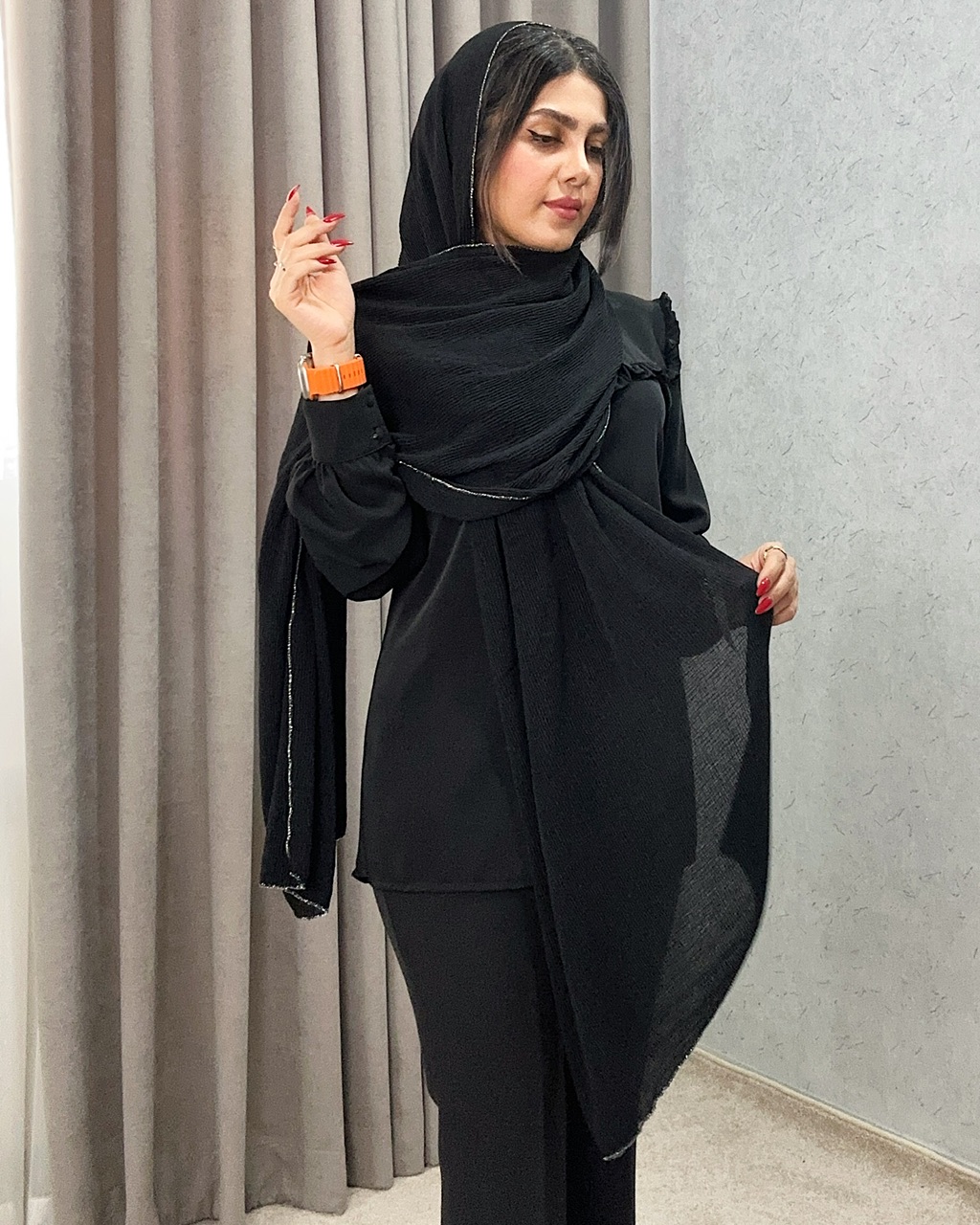 شال تیفانی مشکی