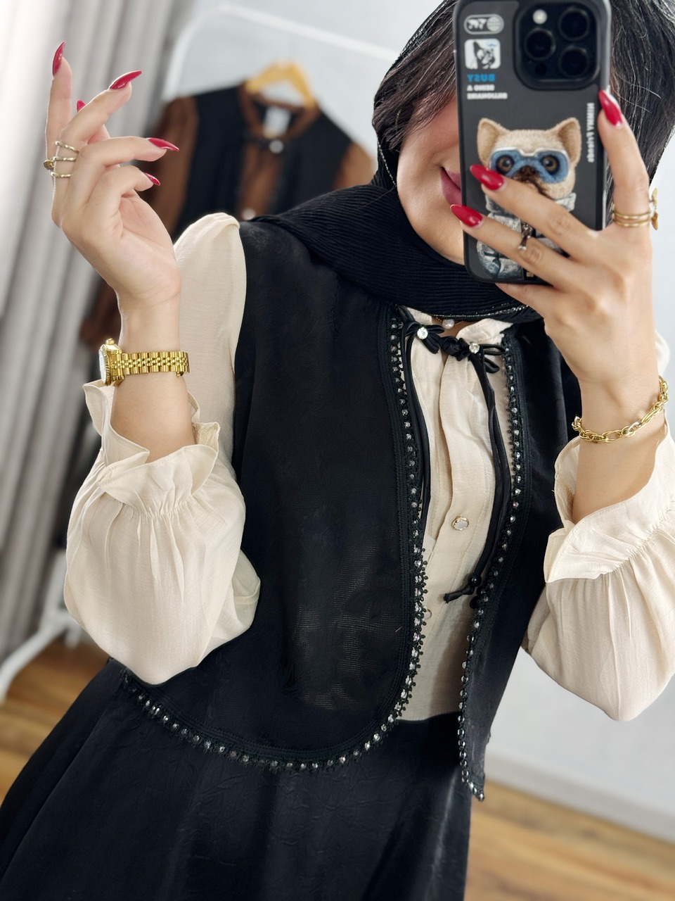 پیراهن اسکارلت