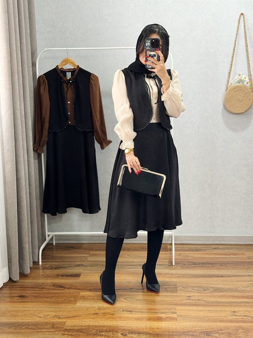 پیراهن اسکارلت