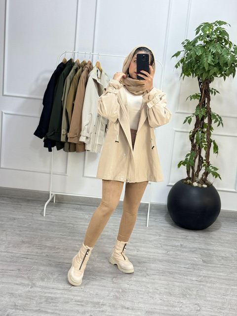 بارونی آیرا