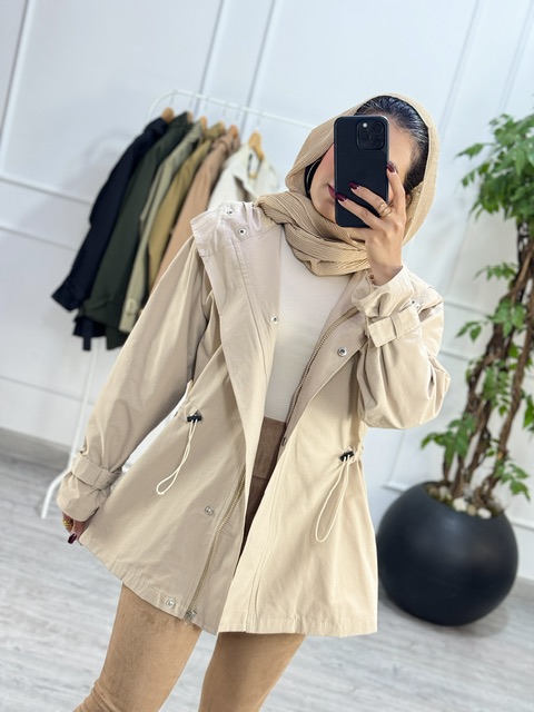 بارونی آیرا