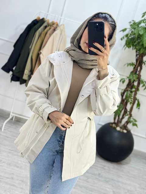 بارونی آیرا