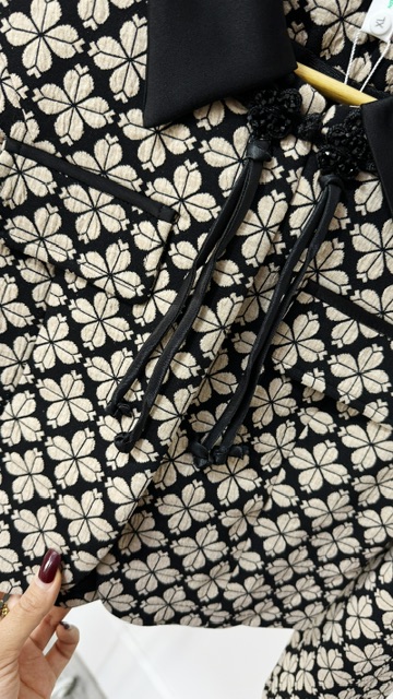 پیراهن و کت آنیسا