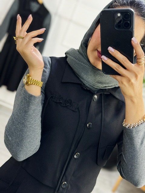 پیراهن و ژیله دلوین