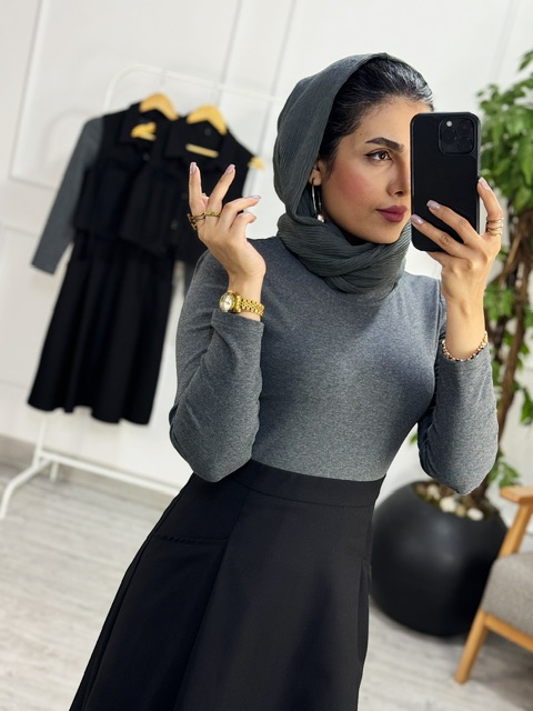 پیراهن و ژیله دلوین