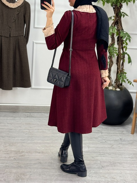 پیراهن مرواریدی