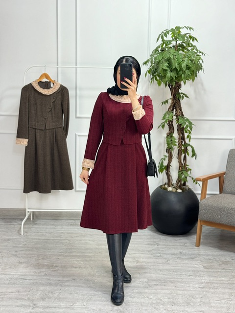 پیراهن مرواریدی