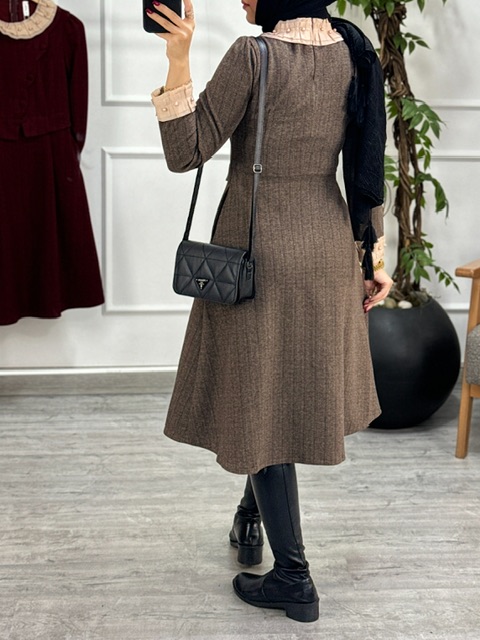 پیراهن مرواریدی