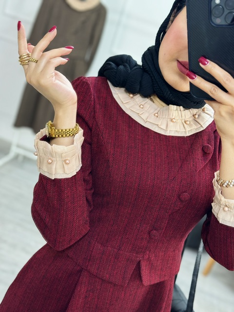 پیراهن مرواریدی