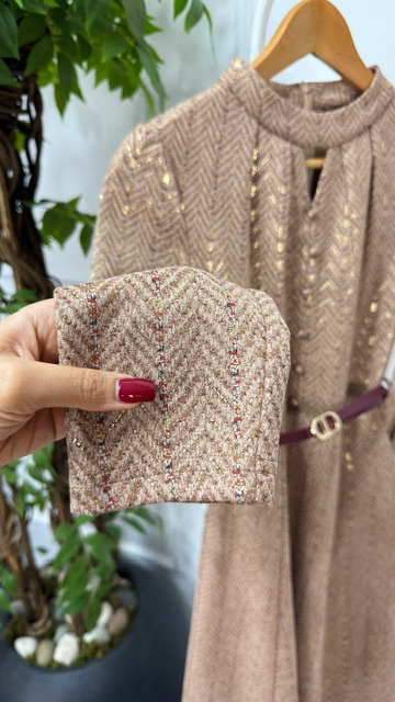 پیراهن طلاکوب دلربا