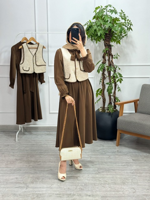 پیراهن و ژیله هلنا