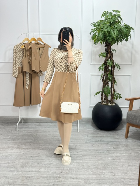 پیراهن و ژیله گلوریا