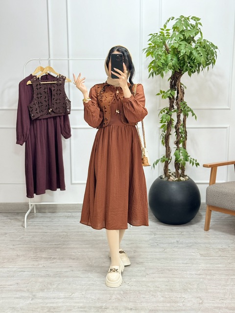 پیراهن و ژیله آوینا