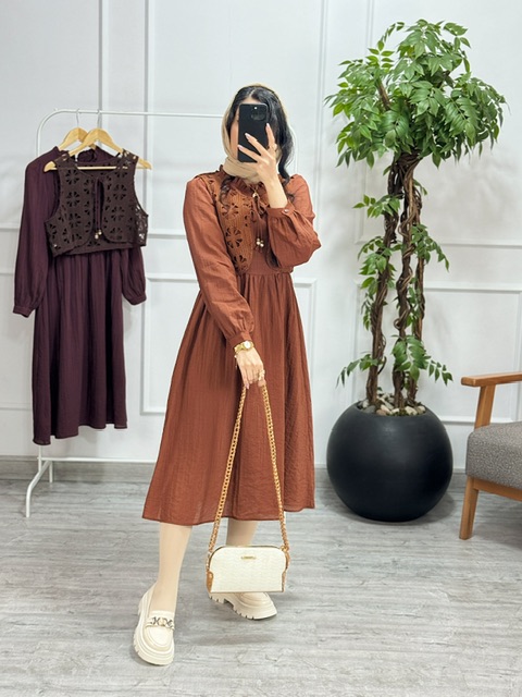 پیراهن و ژیله آوینا