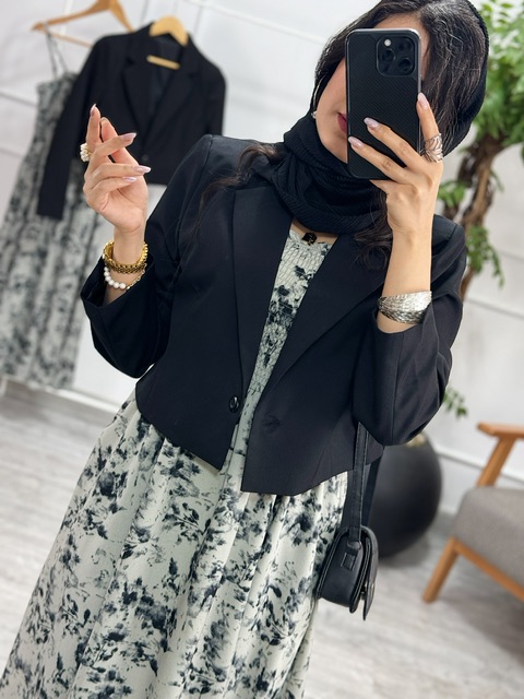 کت و سارافون‌کلارا