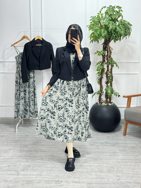 کت و سارافون‌کلارا