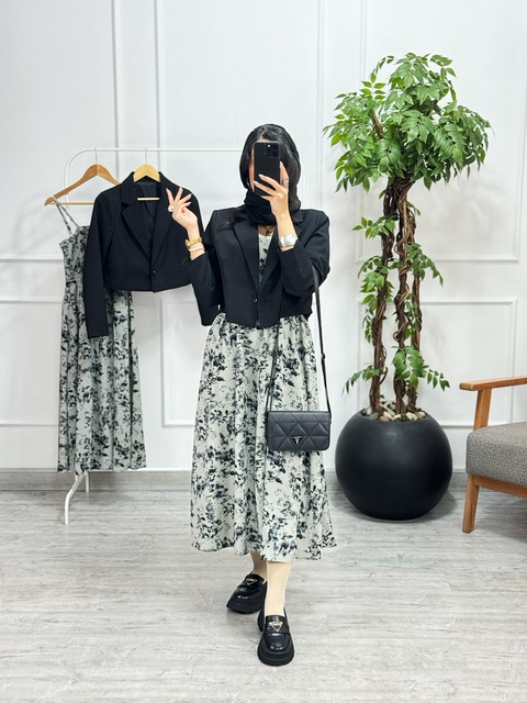 کت و سارافون‌کلارا