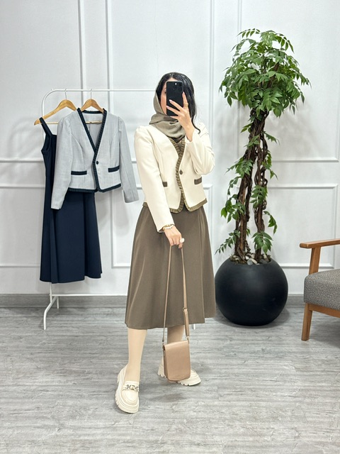 کت و سارافون هلما