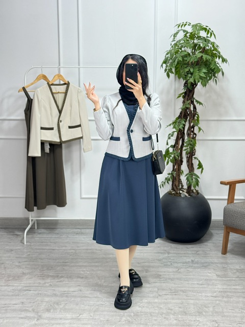 کت و سارافون هلما