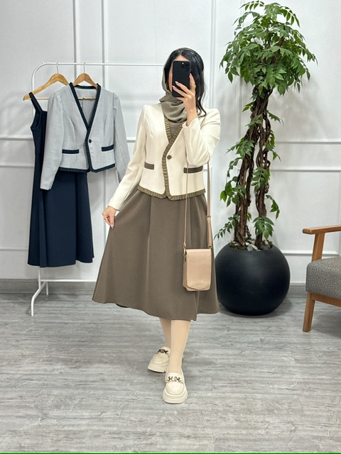 کت و سارافون هلما