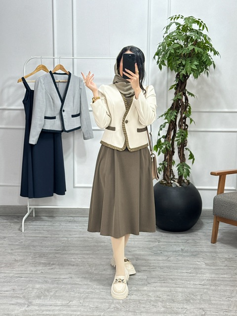 کت و سارافون هلما